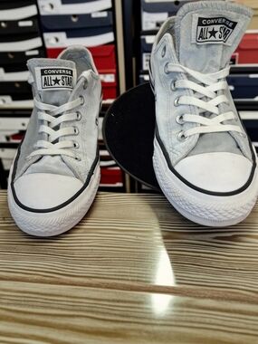 Converse All Star Men’s Light Gray Low Top Sneakers Size 8